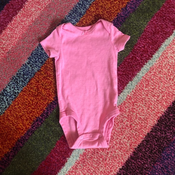 5 ONESIES BUNDLE - Picture 14 of 16